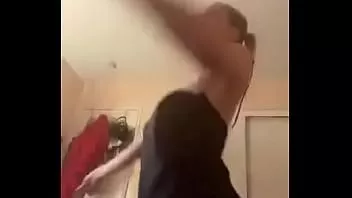 Play Sexy teen shakes her ass on shows her tits