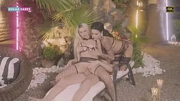play Sugarbabestv - экзотический тройничок на улице для christy white и natalia