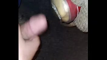 play Een zelfgemaakt poesje neuken met cumshot