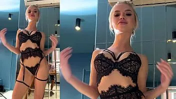 play Sexo nos bastidores das filmagens - bastidores - mila ray e amanda clark e oliver trunk e milka feer