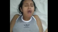 चलाएँ शौकिया सौतेली बेटी काले पोर्नस्टार के साथ नीचे और गंदी हो जाती है