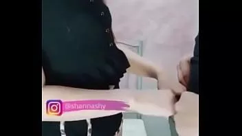 play Pinay a oublié d'éteindre la webcam en direct