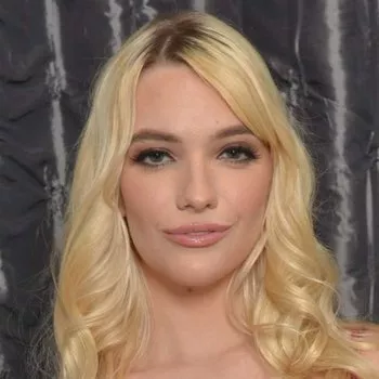 色情明星 Kenna James