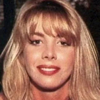 Actrita Stephanie Duvalle