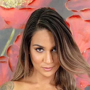 قناة Alexis Zara